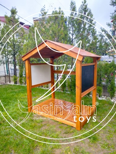 Ahşap Oyun Evi Yazıtahtalı